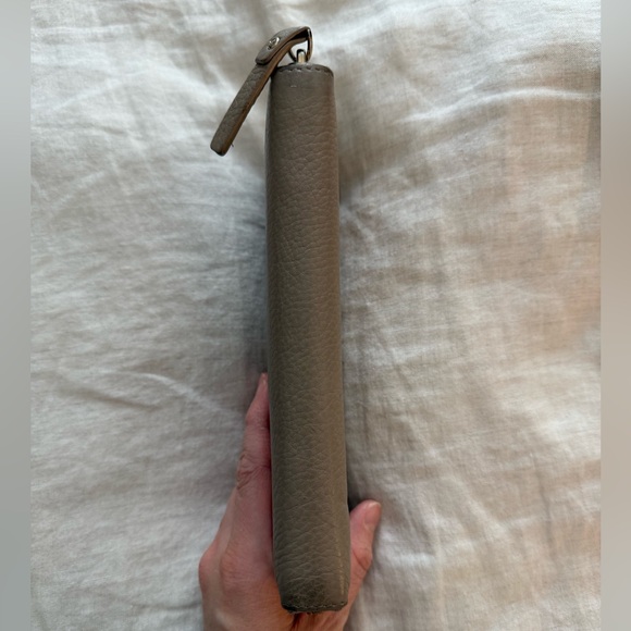 Kate Spade Wallet - Picture 6 of 10